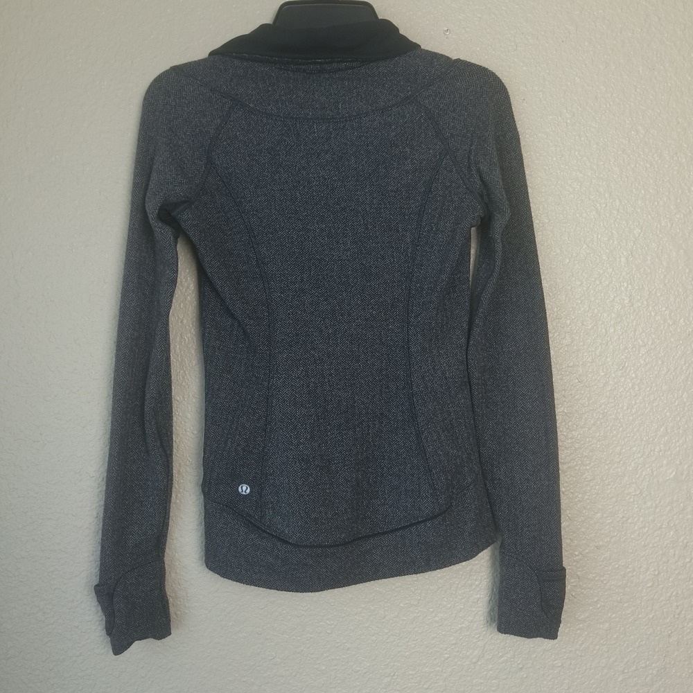 Lululemon Pullover Think Fast Quarter Zip Gray Black Herringbone Sweatshirt Sz 4 - Picture 4 of 13